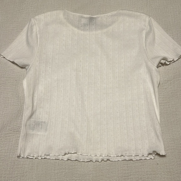 White crop top - Picture 4 of 4